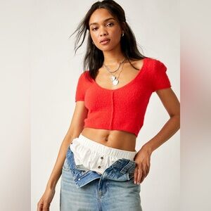 Free People “Keep Me War” Cropped Sweater sz small